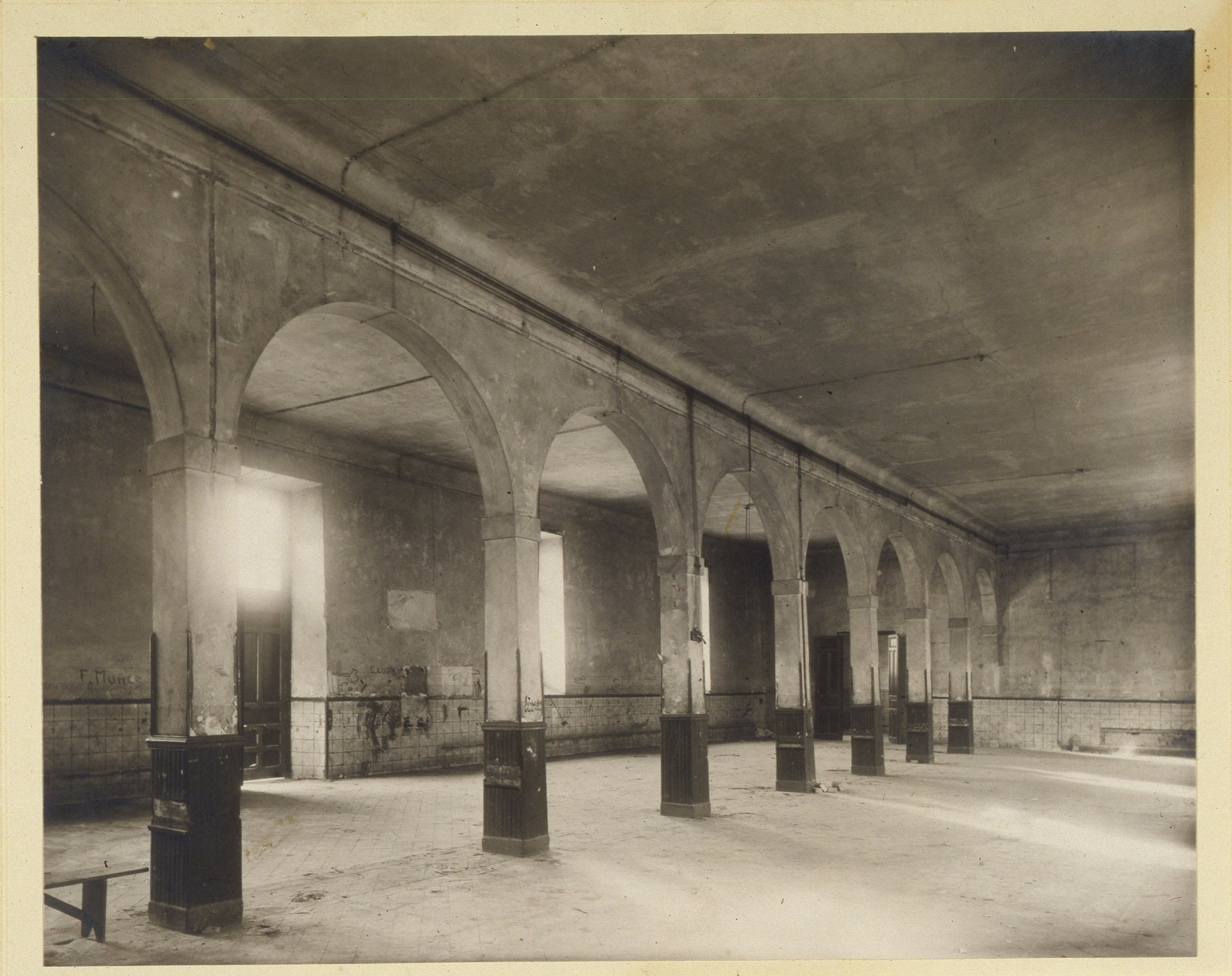 Interior del antiguo Hospicio, 1920